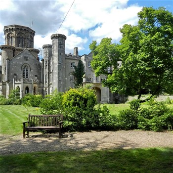 Stratford,Sudeley Castle and the Cotswolds