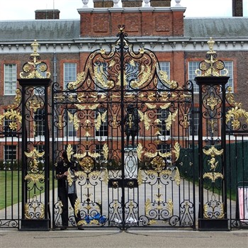 Queen Elizabeth II, Her Life In Style and Kensington Palace